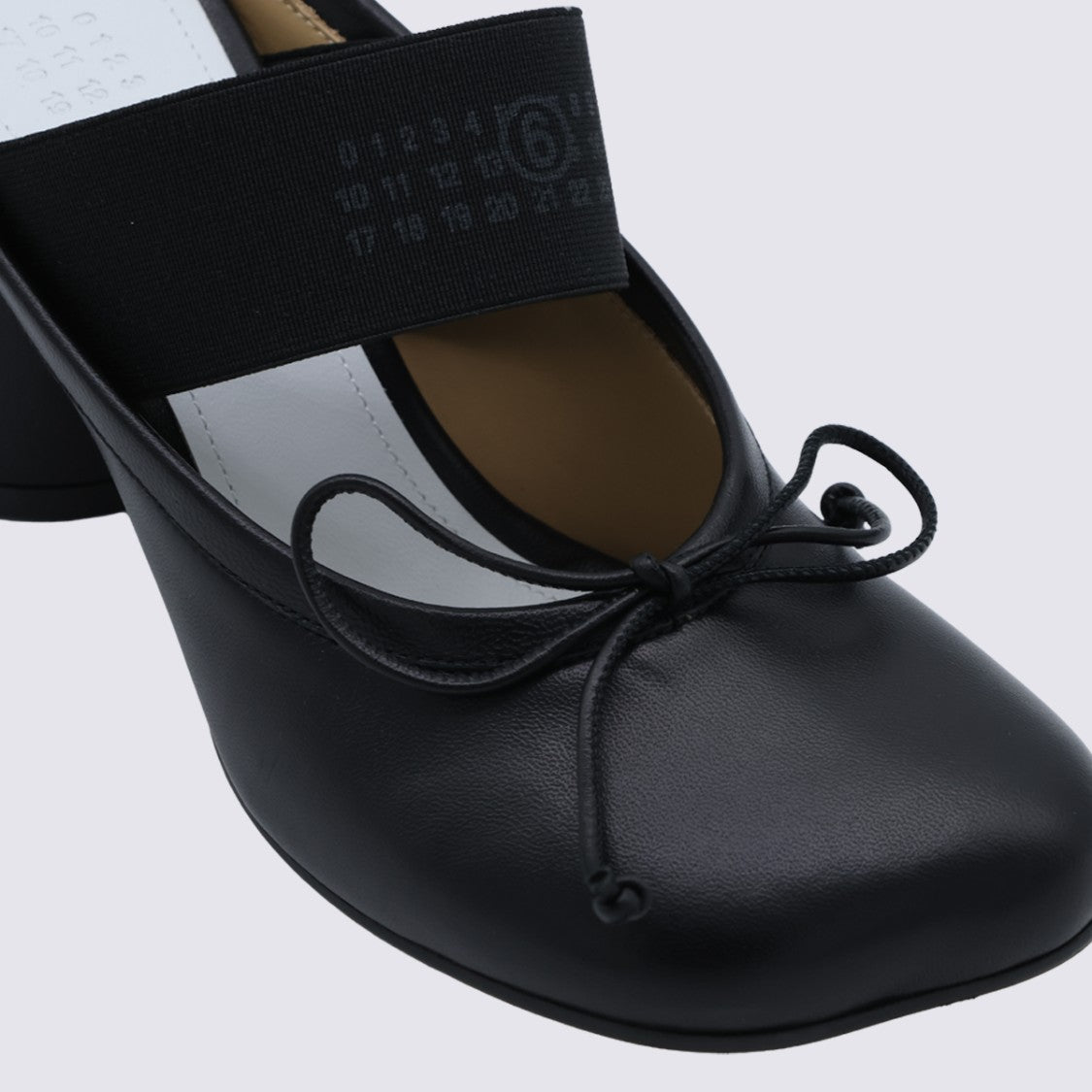 Mm6 By Maison Margiela Black Pumps With Bow Detail And Chunky Heel