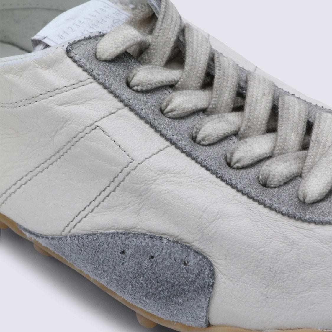 Maison Margiela Low-Top White Leather Sneakers With Central Stripe Detail