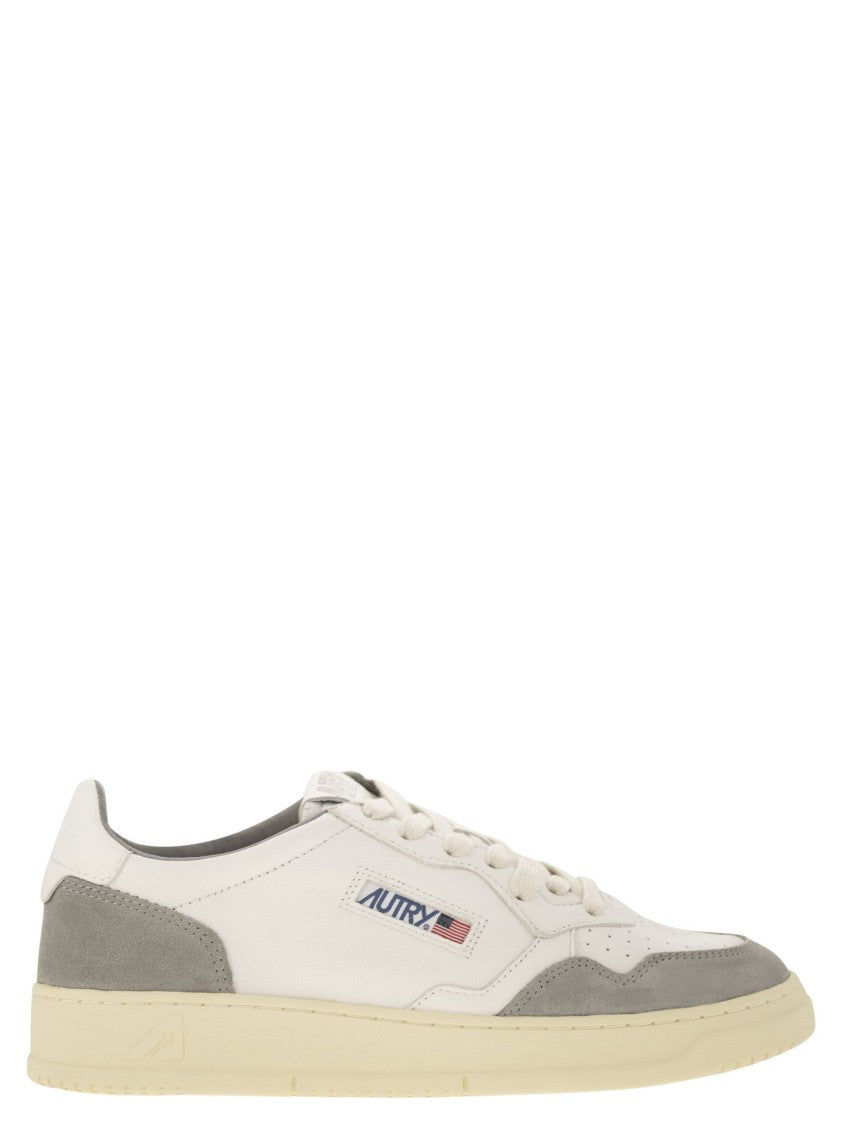 Autry Medalist Low - Sneakers In Goatskin And Suede