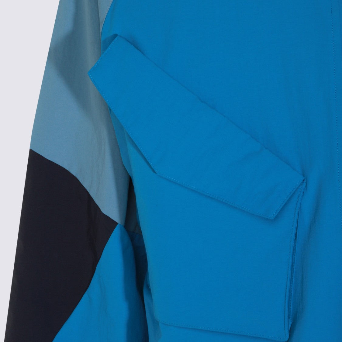 Arte Antwerp Color-Block Men's Jacket With Hood And Flap Pockets