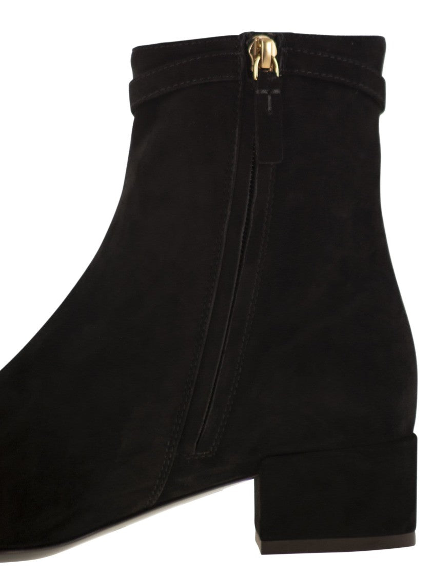 Tod's Suede Ankle Boots