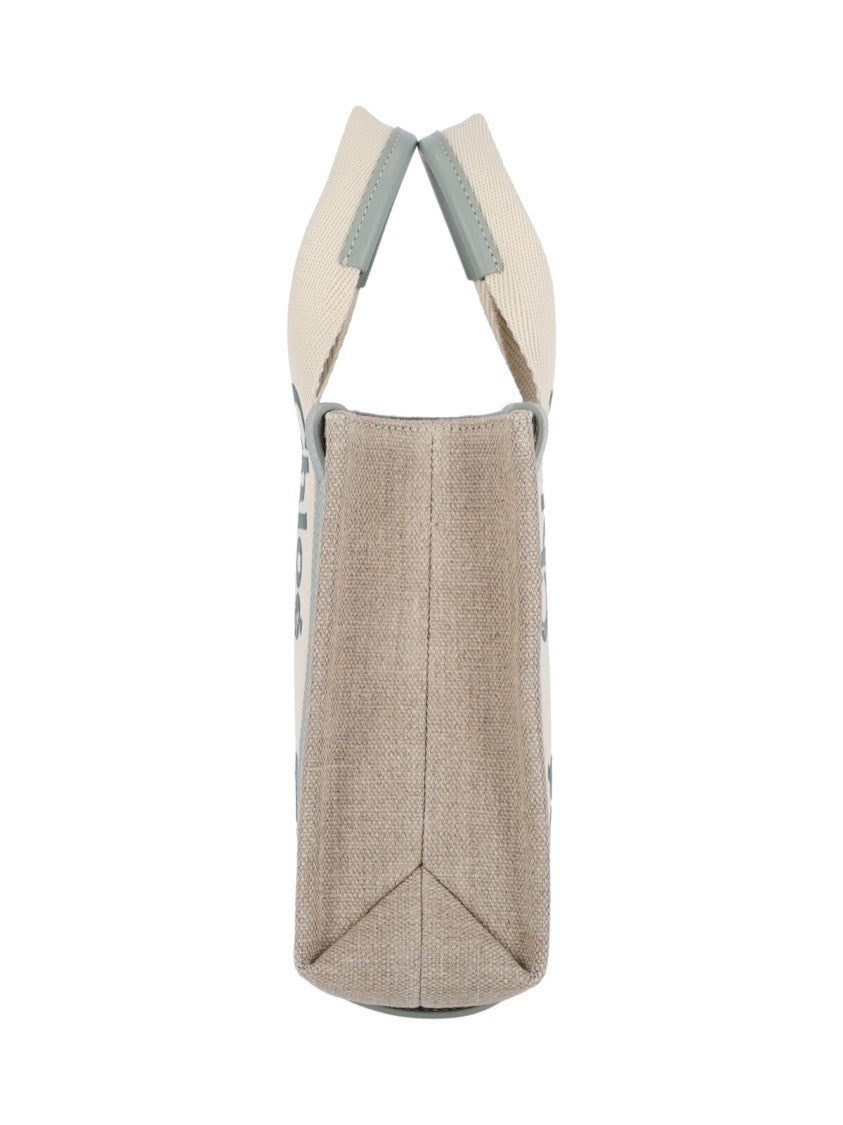 Chloé Structured Green Handbag With Versatile Design