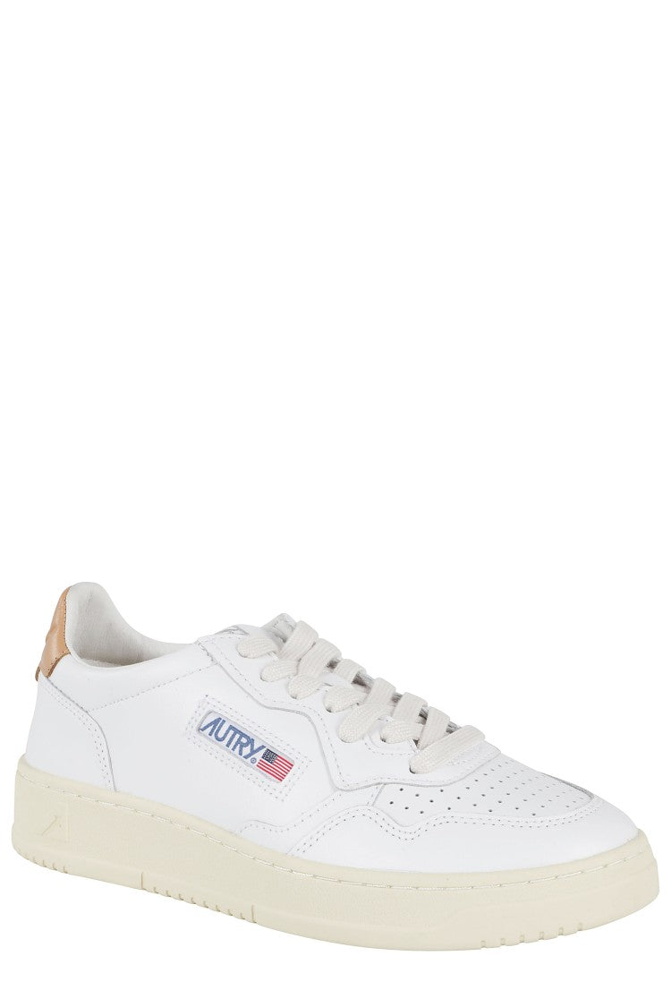Autry Medalist Low Round Toe White Leather Sneakers