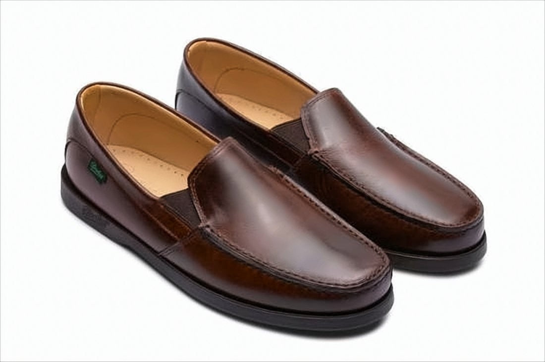 Paraboot Classic Polished Leather Loafers With Detailed Stitching
