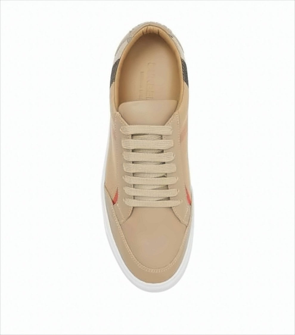 Burberry Low-Top Sneakers With Beige Base