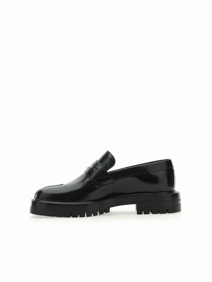 Maison Margiela Polished Black Leather Loafers With Distinctive Split-Toe Design