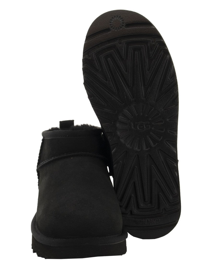 Ugg Classic Ultra Mini - Sheepskin Boot