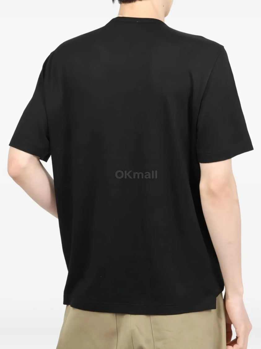 Lardini Versatile Black Linen T-Shirt With Relaxed Fit