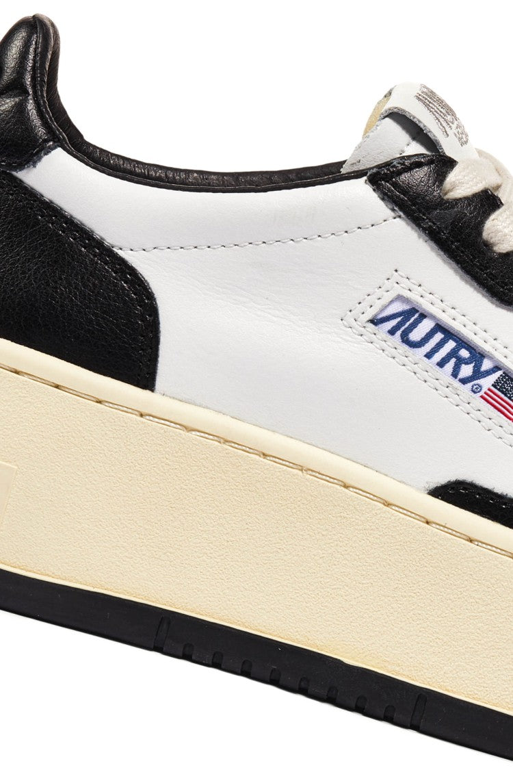 Autry Women’S Medalist Platform Leather Sneakers