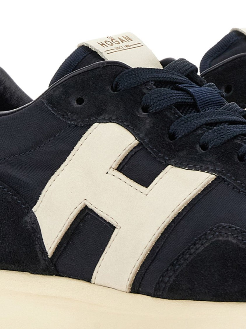 Hogan Low-Top Leather Sneakers With Contrasting Logo