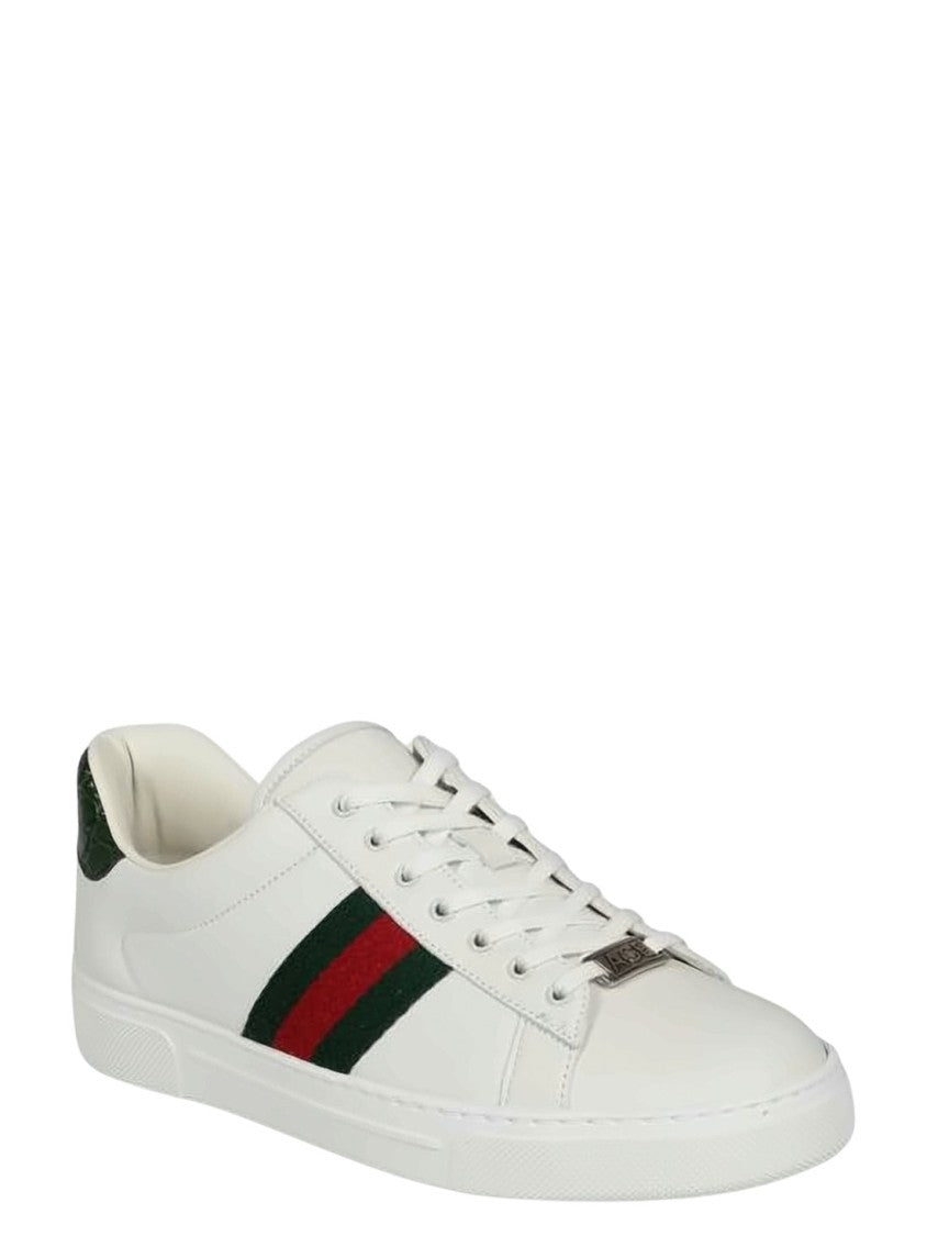 Gucci Smooth Leather Low-Top Sneakers With Signature Stripes