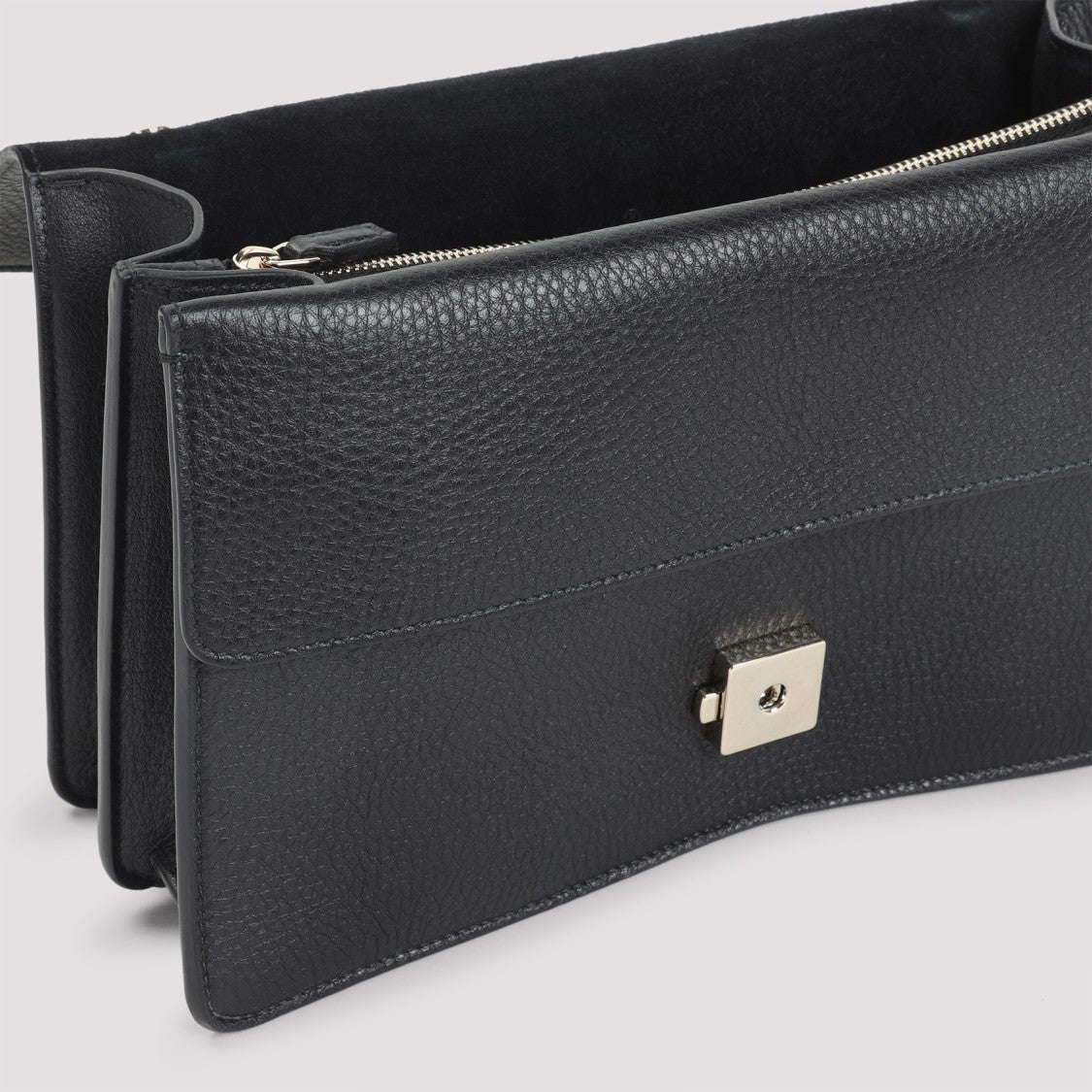 Gucci Structured Grained Leather Shoulder Bag