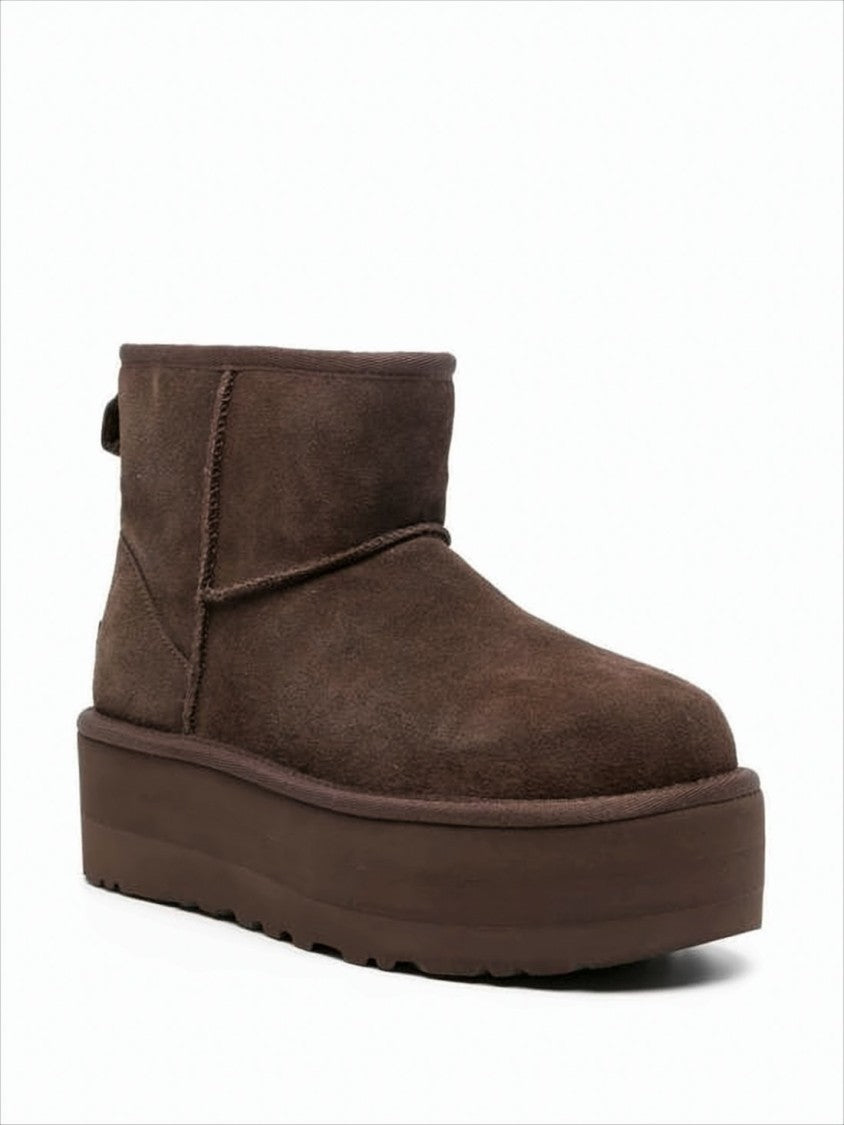 Ugg Ankle-High Brown Suede Boots With Platform Sole And Wool Lining