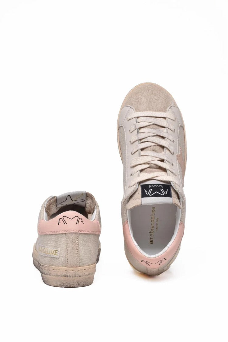 Ama Brand Low-Top Sneakers With Subtle Pink Accents