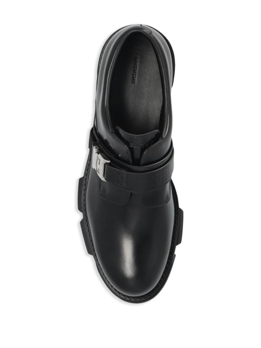 Givenchy Sophisticated Black Leather Flat Shoes