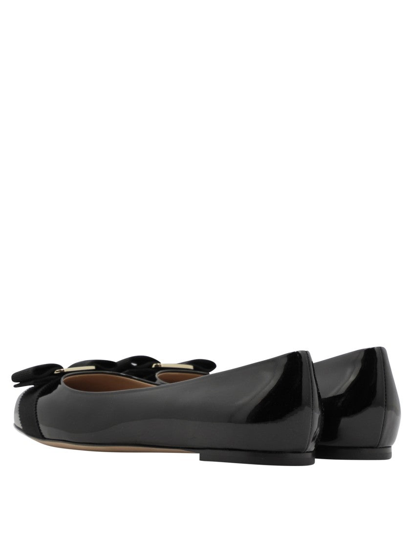 Ferragamo Glossy Leather Ballerinas With Bow Accent