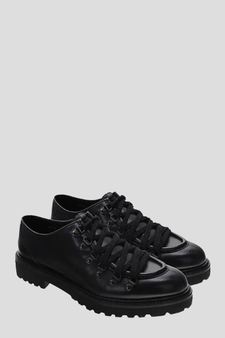 Doucal's Lace-Up Hook Shoes