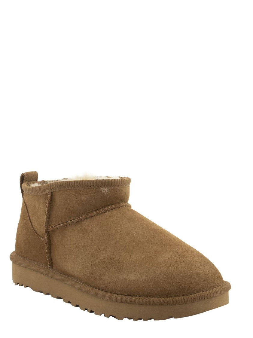 Ugg Classic Ultra Mini - Sheepskin Boot