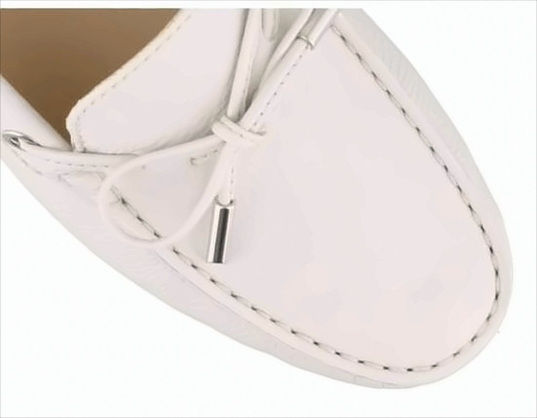 Tod's Moccasin Toe Leather Loafers With Decorative Bow