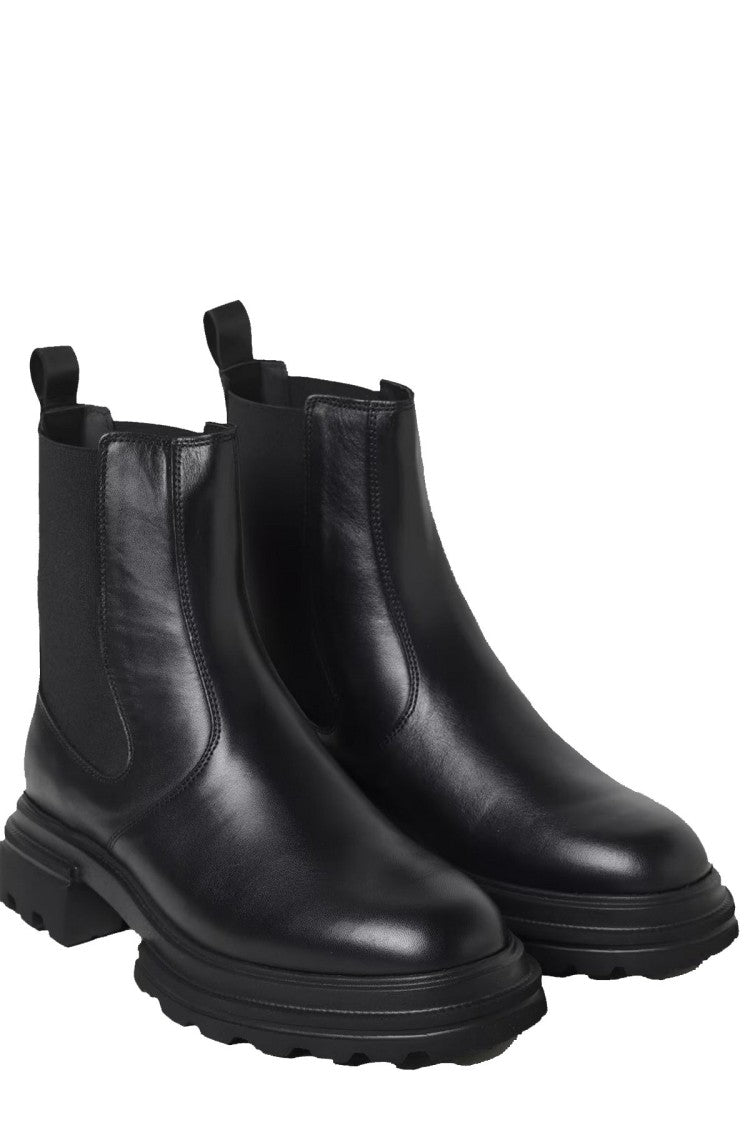 Hogan Black Elastic Side Gusset Lug Sole Leather Boots