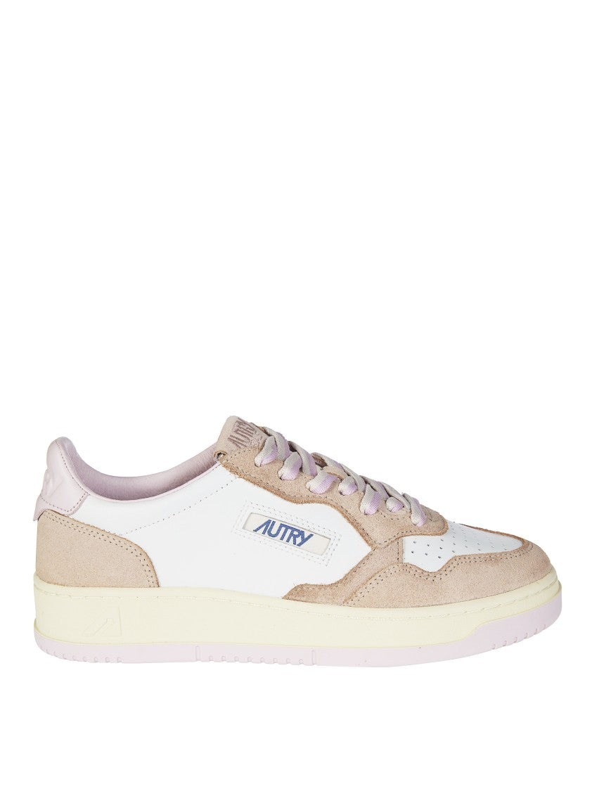 Autry White Medalist Low Wom Pink Sneakers