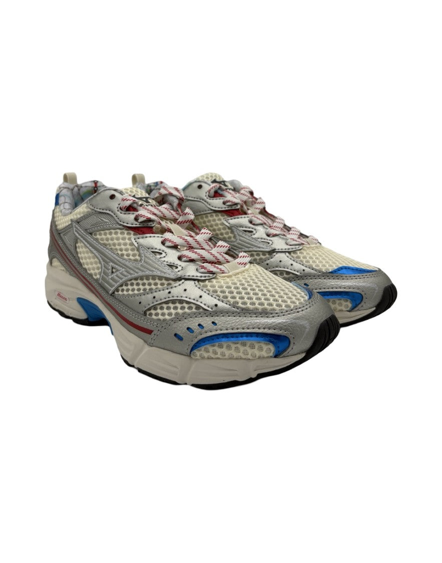 Mizuno Breathable Mesh Athletic Sneakers With Structured Design