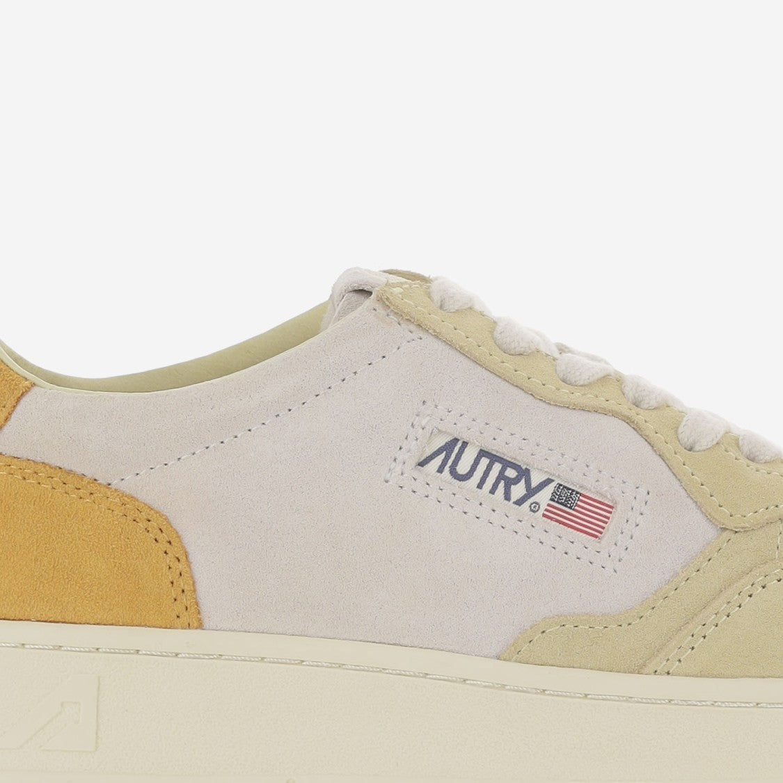 Autry Medalist Low Sneakers