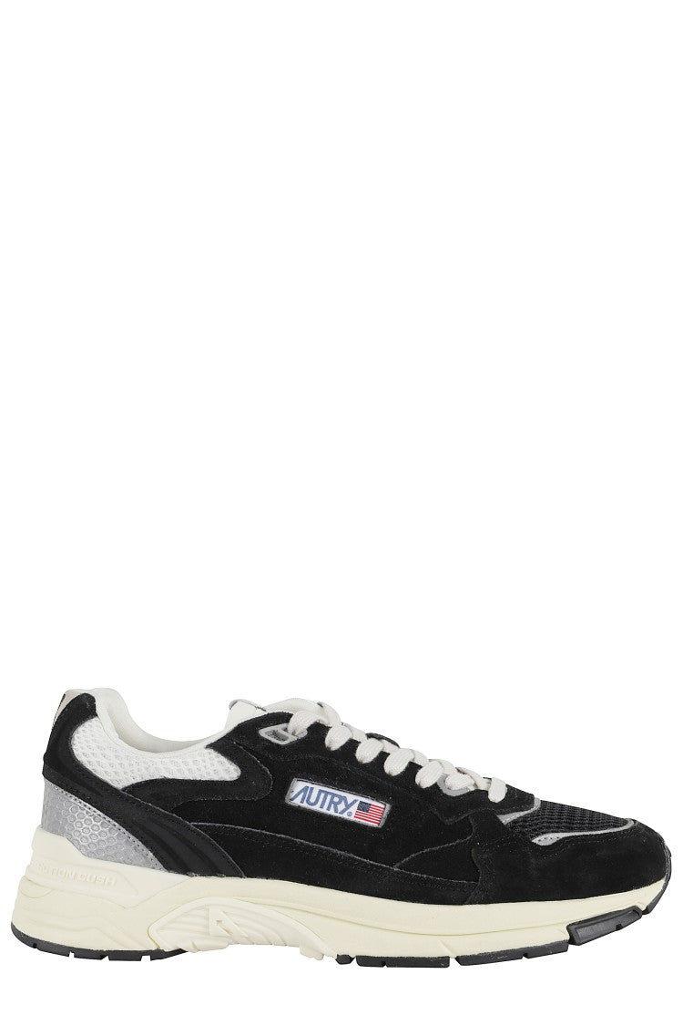 Autry Hyperway Man Sneakers