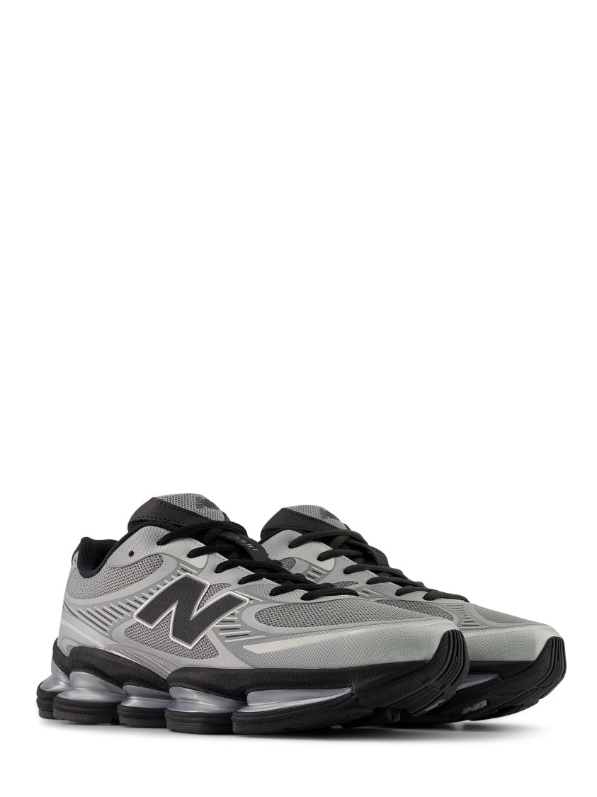 New Balance Lightweight Athletic Sneakers With Segmented Sole And Textured Accents