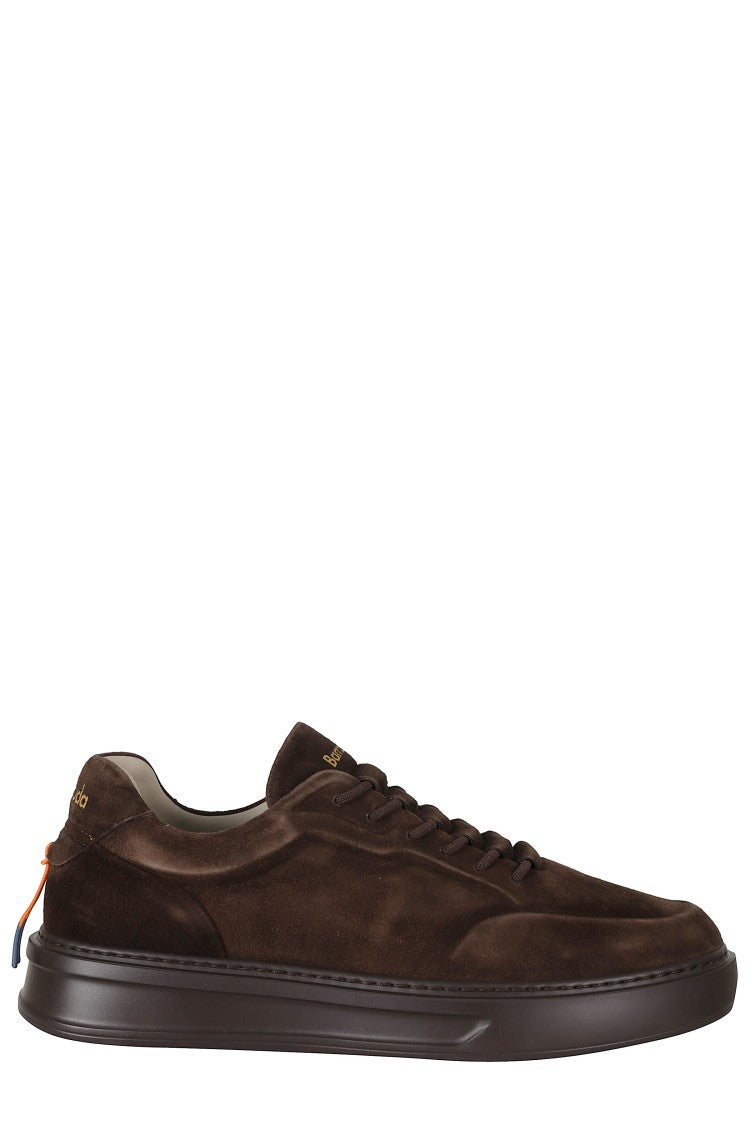 Barracuda Phoenix Brown Low-Top Gold Logo Suede Sneakers