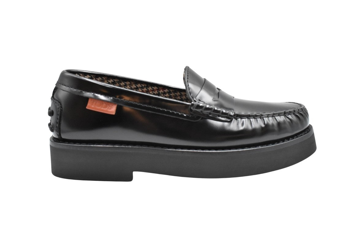 Tod's Polished Black Leather Loafers With Brushed Finish