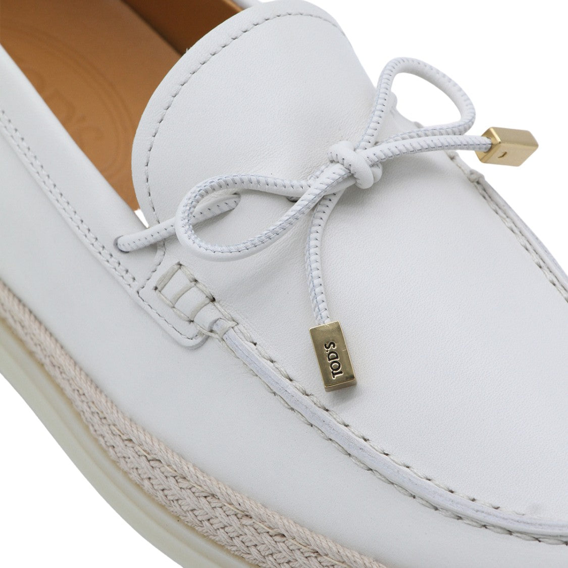 Tod's White Flats With Refined Silhouette