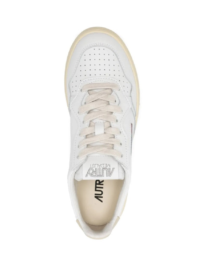 Autry Medalist Low-Top Sneakers