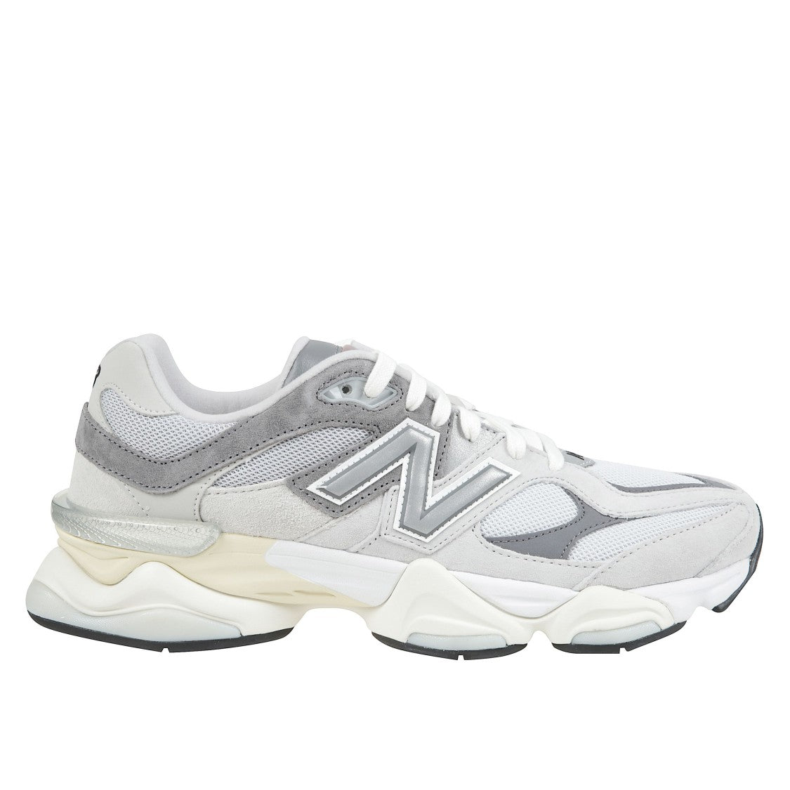 New Balance Lifestyle Sneakers With Cushioned Sole And Classic Design