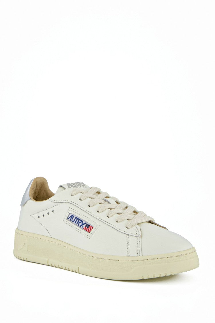 Autry Women’S Dallas Leather Sneakers Silver Heel Tab