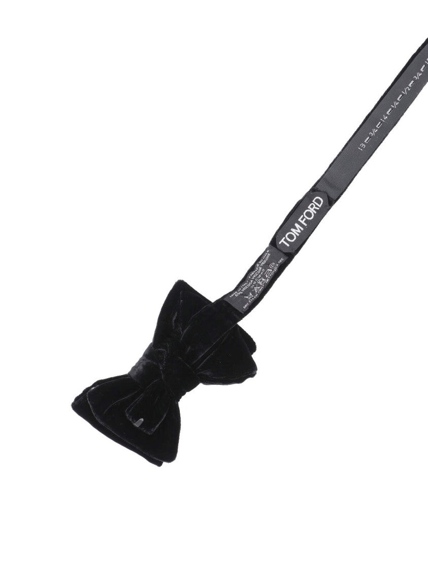 Tom Ford Velvet Bow Tie – Black