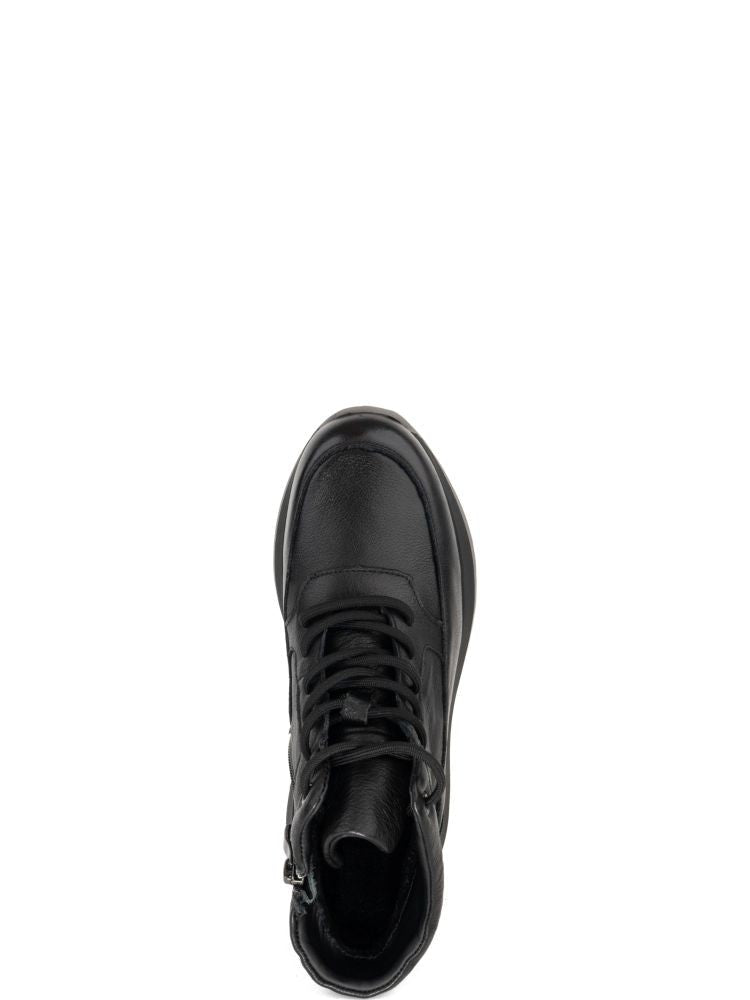Linda Baumann Black Leather Lace-Up Ankle Boots