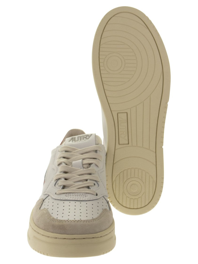 Autry Medalist Low Leather And Suede Sneakers