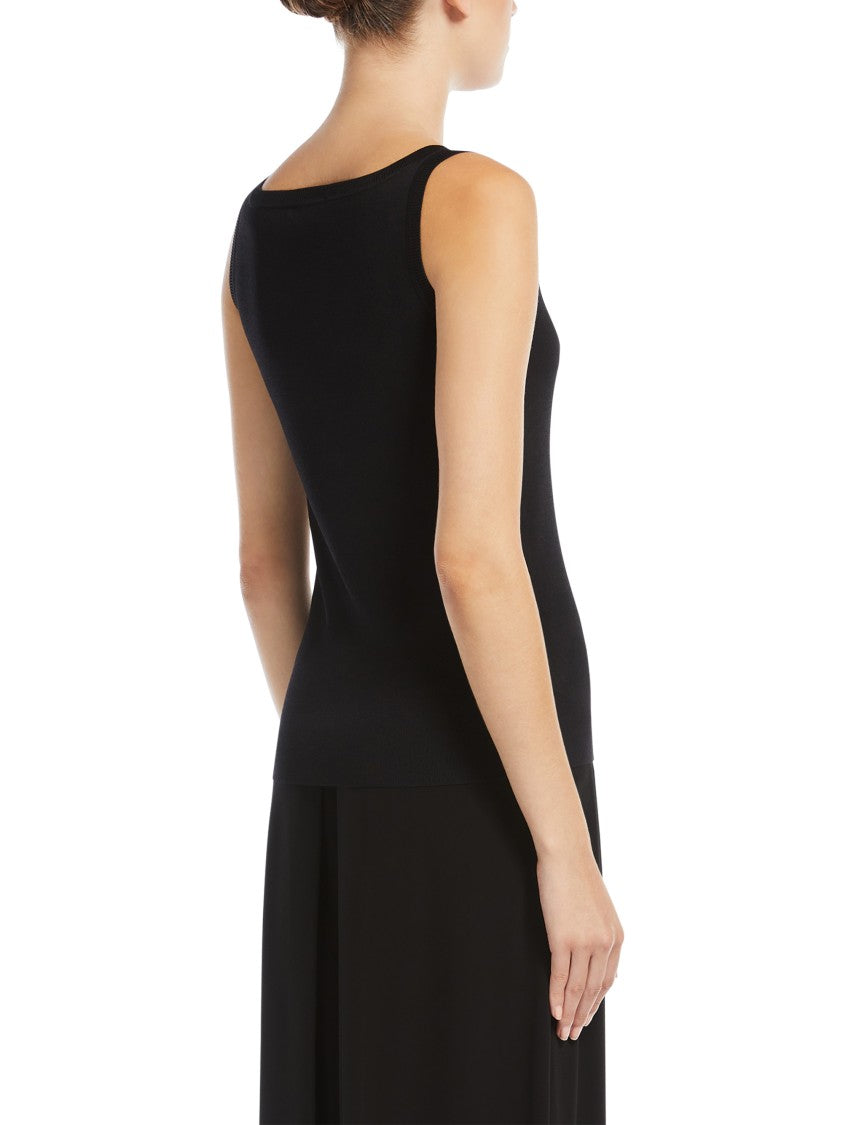 Max Mara Fitted Sleeveless Top With Classic Scoop Neckline
