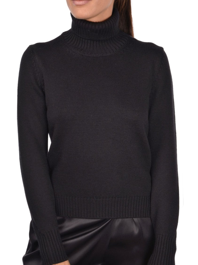 Gran Sasso Fine Knit Turtleneck Sweater With Ribbed Accents