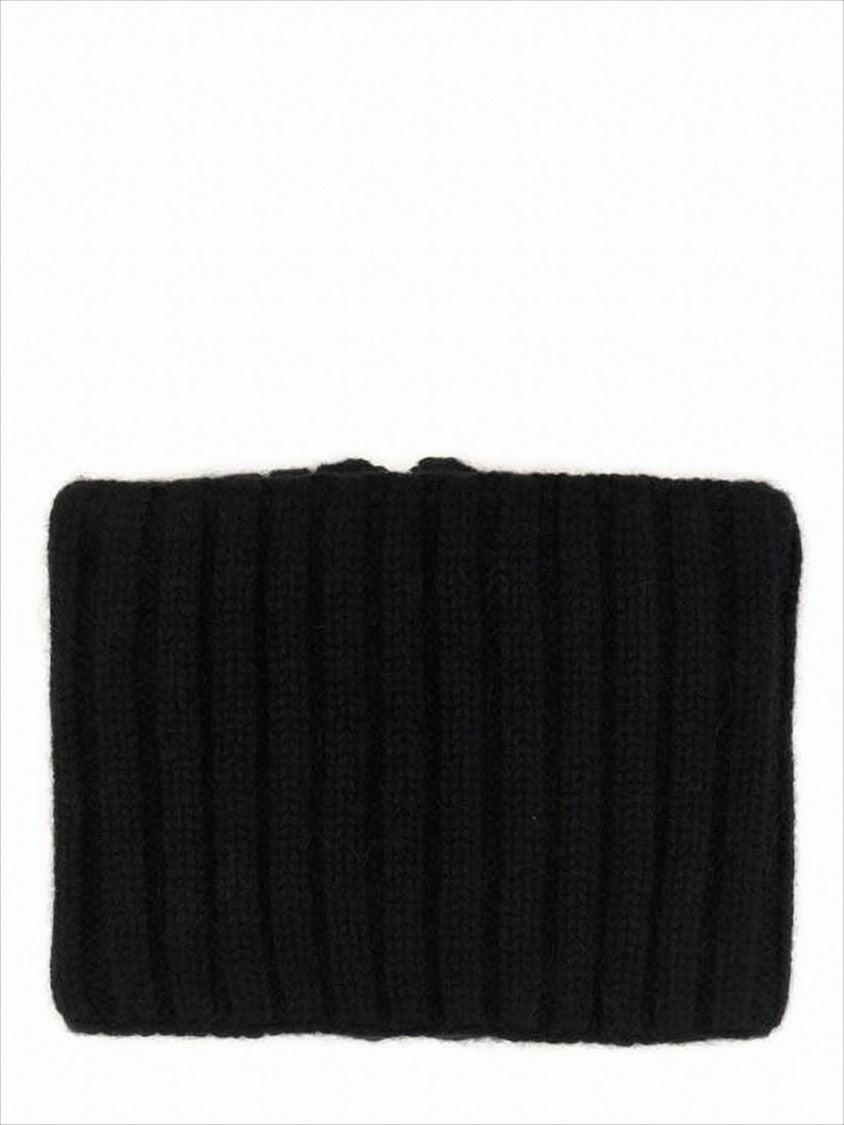 Kijima Takayuki Ribbed Knit Scarf With Central Silver Zipper