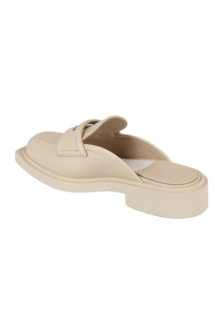 3Juin Ibiza Lee Lord Sabot Moccasin In Sand Color
