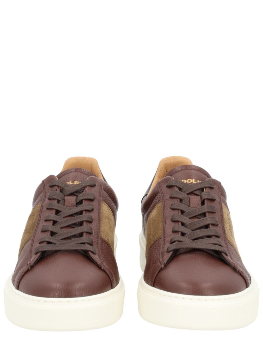 Woolrich Sleek Low-Top Sneakers With Suede Side Panels And Gold Branding