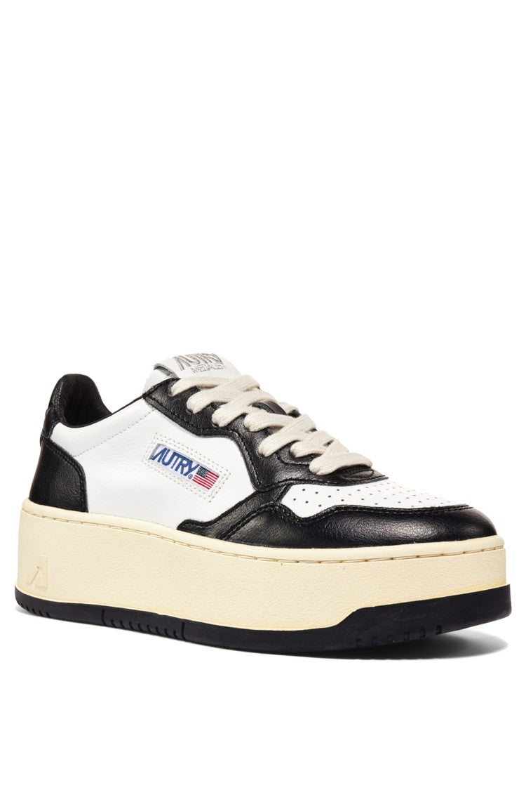 Autry Women’S Medalist Platform Leather Sneakers