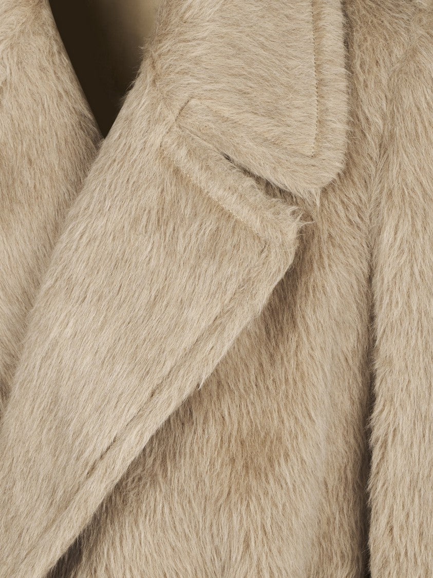 Tagliatore Tailored Dove Grey Coat With Luxe Alpaca Blend