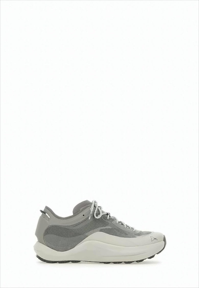 Roa Textured Grey Sneakers With Layered Upper