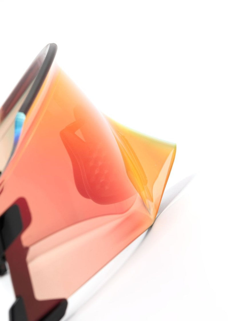 Oakley Wraparound Gradient-Tint Sunglasses With Sporty Frame