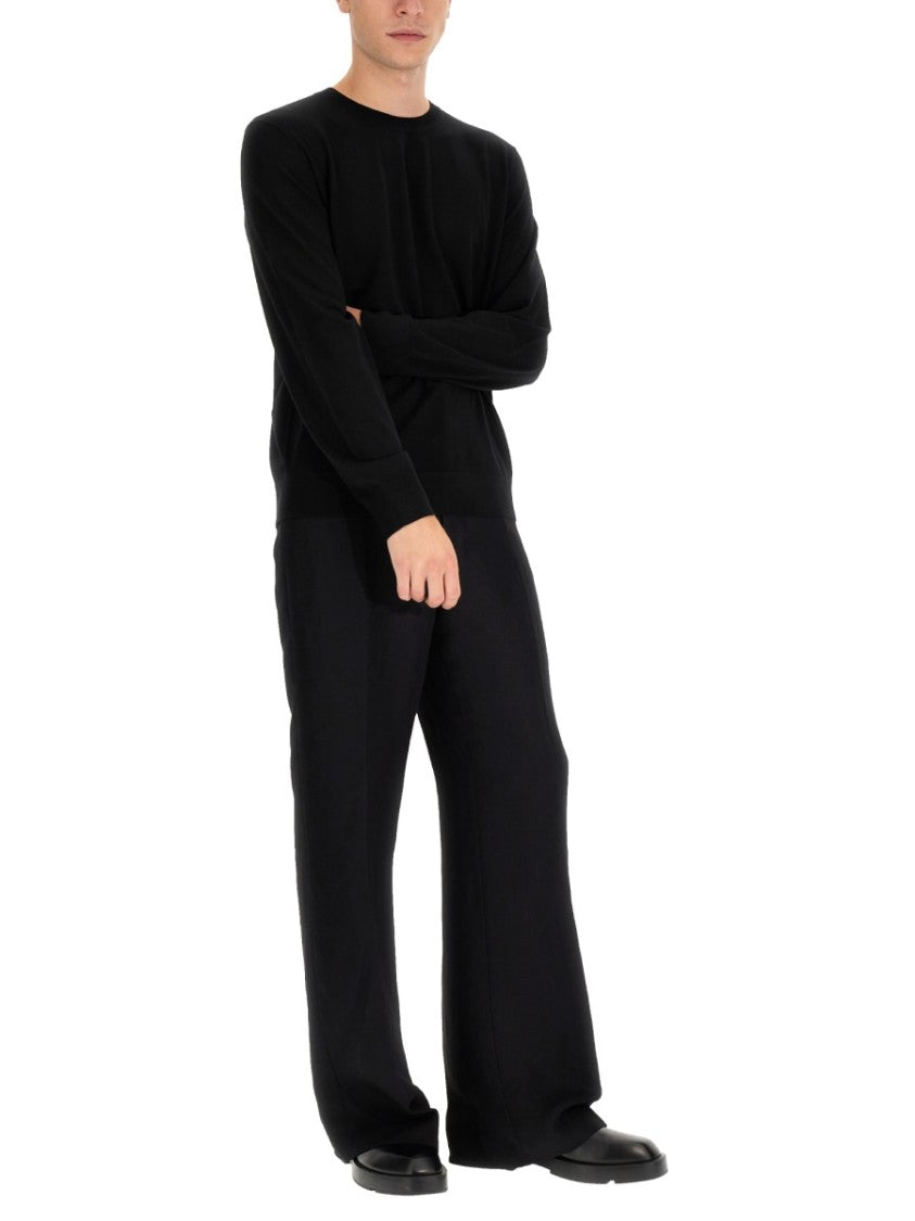 Theory Relaxed Fit Black Wool Sweater With Round Neckline