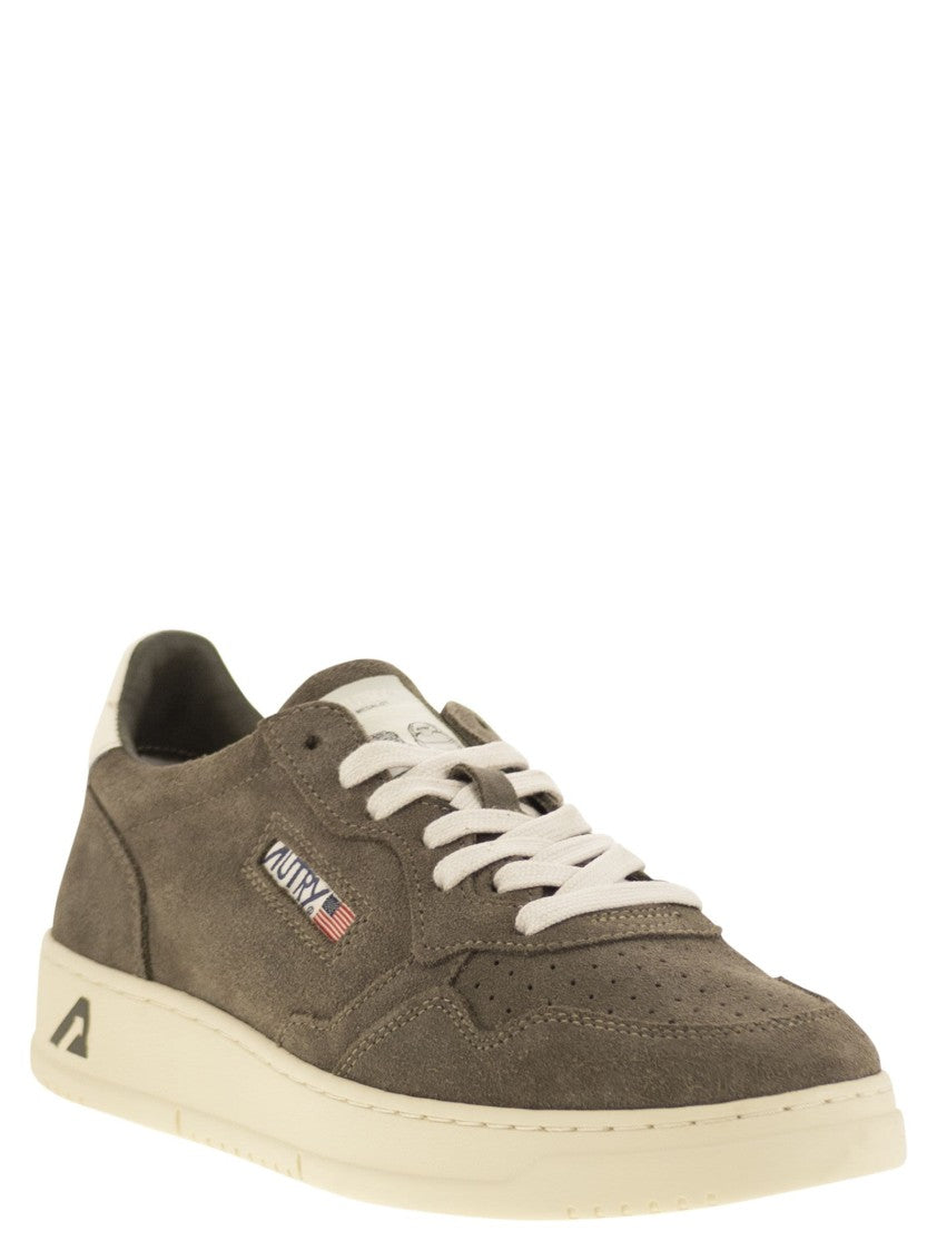 Autry Medalist Low - Suede Sneakers