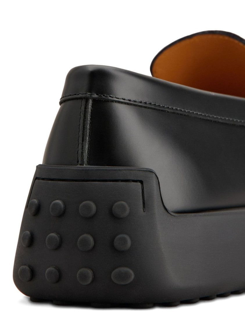 Tod's Smooth Leather Loafers With Rubberized Sole